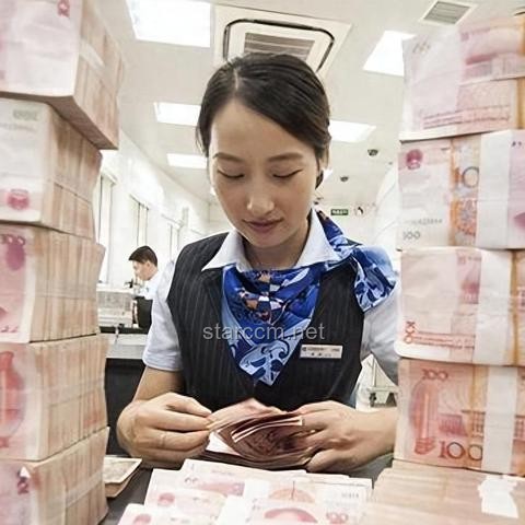 如何高效管理个人财务，实现储蓄目标？