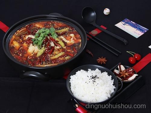 1.9元拼好饭爆火背后的行业洞察