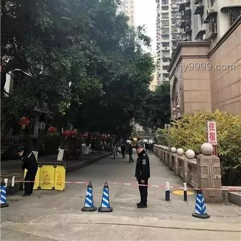 违停车堵住消防车被掀翻：解决方案与预防策略